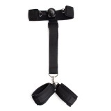 Knebelball mit Handschellen, Schwarz von Latetobed BDSM Line | Fesselliebe.de