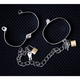 Metall-Fussfesseln für Frauen 8 cm von Latetobed BDSM Line | Fesselliebe.de