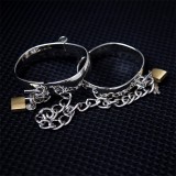 Metall-Fussfesseln für Frauen 8 cm von Latetobed BDSM Line | Fesselliebe.de