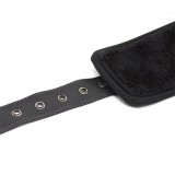 Lederhandschellen mit Grossen Ringen, Schwarz von Latetobed BDSM Line | Fesselliebe.de