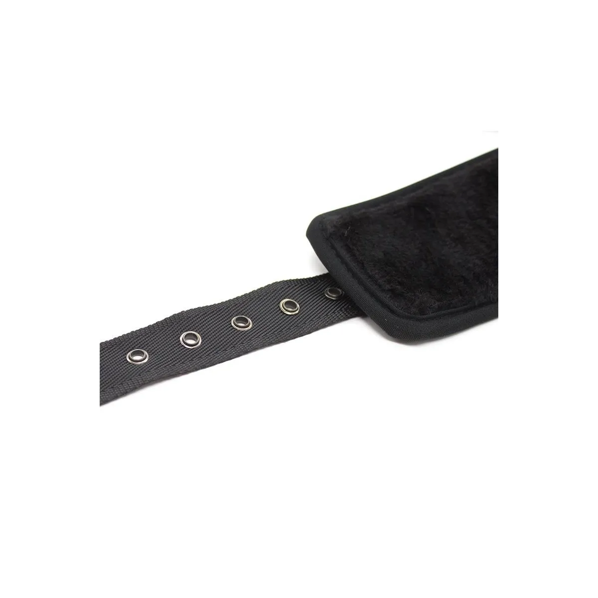 Lederhandschellen mit Grossen Ringen, Schwarz von Latetobed BDSM Line | Fesselliebe.de