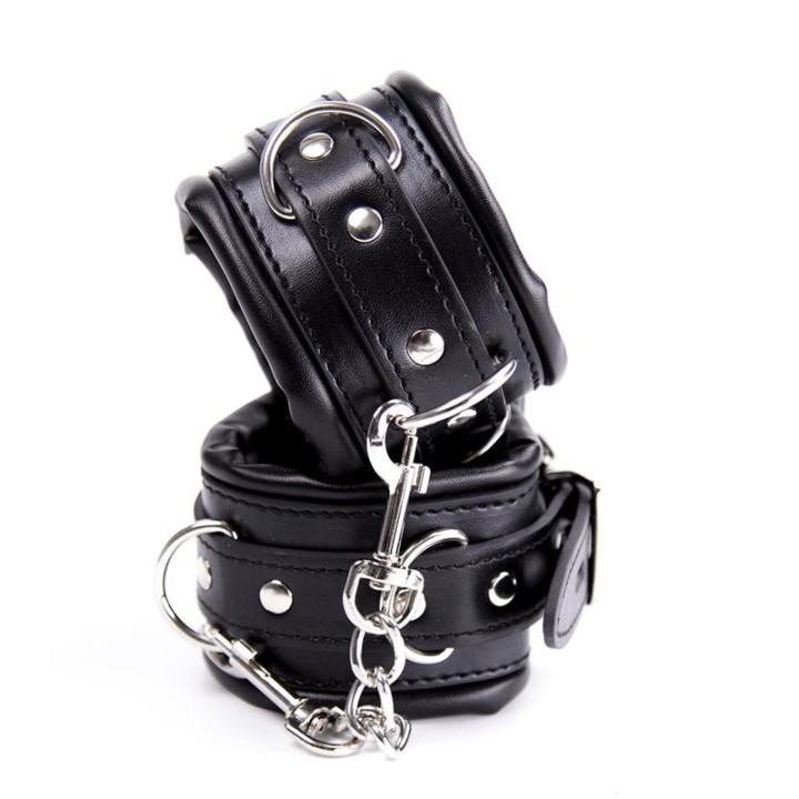 Fussfesseln Schwarz von Latetobed BDSM Line | Fesselliebe.de