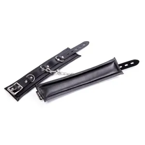 Fussfesseln Schwarz von Latetobed BDSM Line