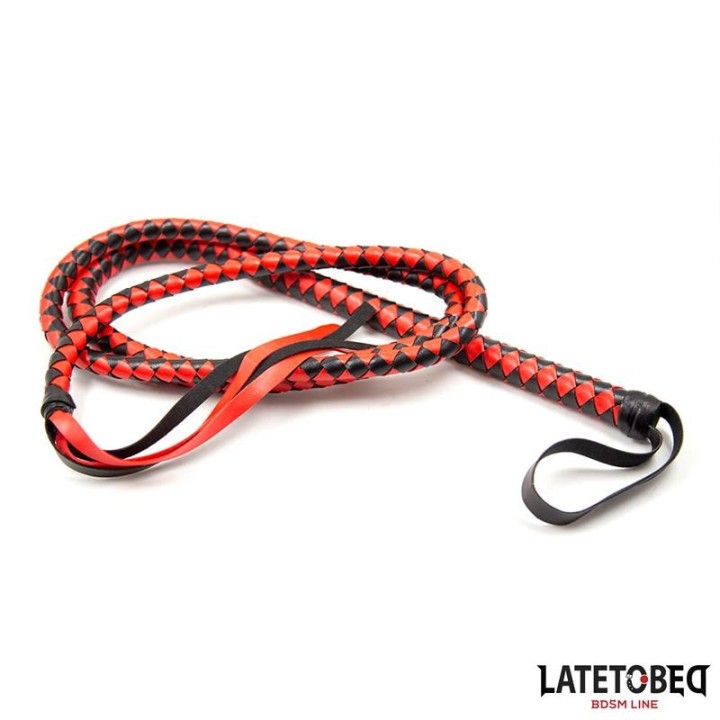 Lange Peitsche, Schwarz und Rot, 210 cm von Latetobed BDSM Line | Fesselliebe.de
