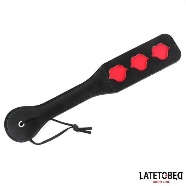 Doppellagiges Paddel Lippen 32 cm von Latetobed BDSM Line | Fesselliebe.de