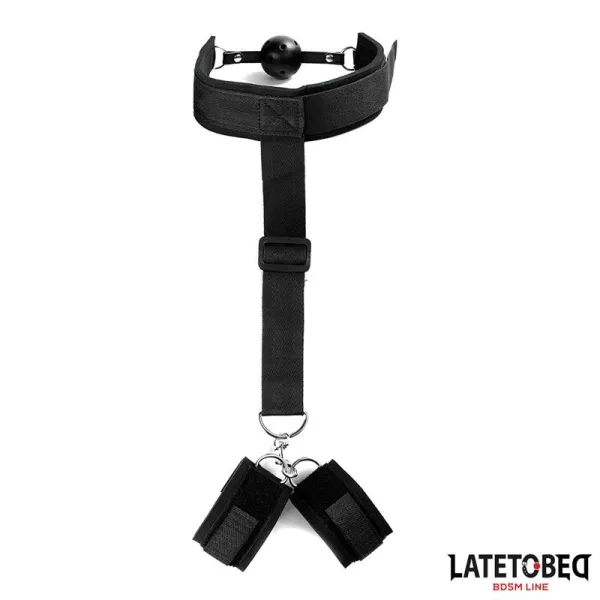 Knebelkugel und Fesseln von Latetobed BDSM Line | Fesselliebe.de