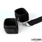 Knebelkugel und Fesseln von Latetobed BDSM Line | Fesselliebe.de