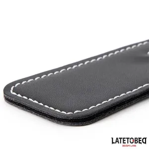 2-In-1-Paddel mit Feder von Latetobed BDSM Line