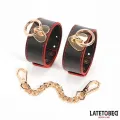 Fussfesseln mit Goldener Kette von Latetobed BDSM Line