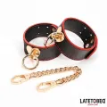 Fussfesseln mit Goldener Kette von Latetobed BDSM Line