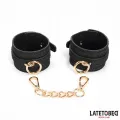 Fussfesseln mit Webmuster und Goldener Kette von Latetobed BDSM Line