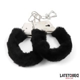 Fellbesetzte Metallfessel Schwarz von Latetobed BDSM Line | Fesselliebe.de