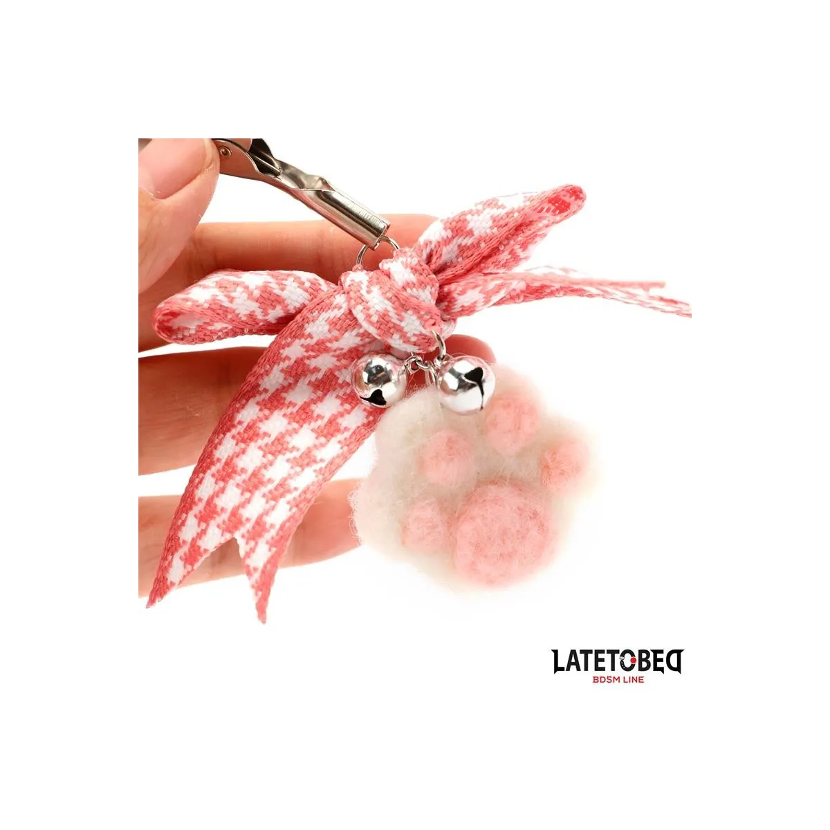 Nippelklemmen mit Kitty-Pfoten-Pompon von Latetobed BDSM Line | Fesselliebe.de