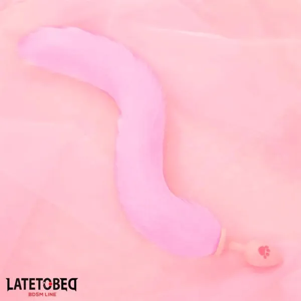 Rosa Silikon-Analplug mit Fuchsschwanz Rosa von Latetobed BDSM Line | Fesselliebe.de