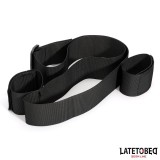 Hüftband und Klettverschluss-Handgelenkmanschette von Latetobed BDSM Line | Fesselliebe.de