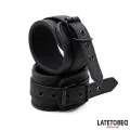 Einfarbige Schwarze Fussfessel von Latetobed BDSM Line