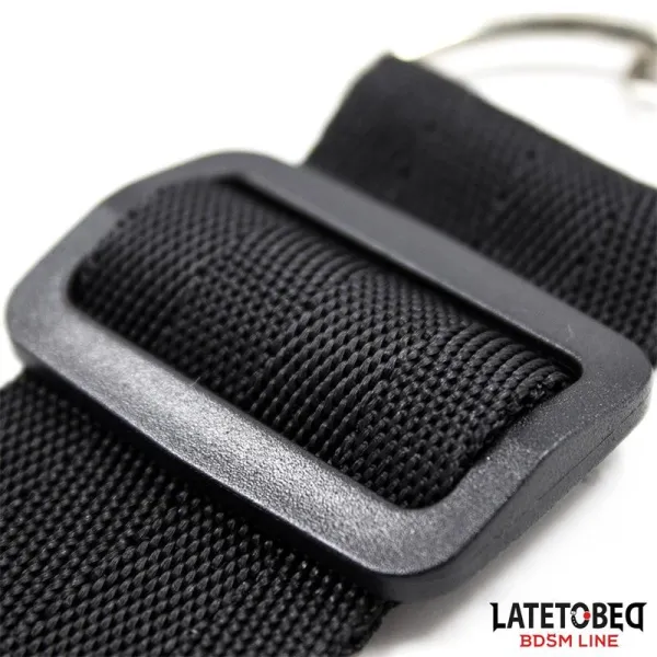 Bettfessel-Set mit Verstellbaren und Abnehmbaren Manschetten von Latetobed BDSM Line | Fesselliebe.de