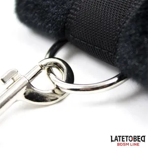 Bettfessel-Set mit Verstellbaren und Abnehmbaren Manschetten von Latetobed BDSM Line