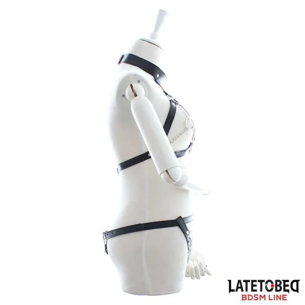 BH und Slip Bondage-Set mit Ketten von Latetobed BDSM Line | Fesselliebe.de