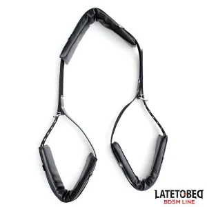 Gepolsterte Oberschenkelschlinge Positionshilfe von Latetobed BDSM Line