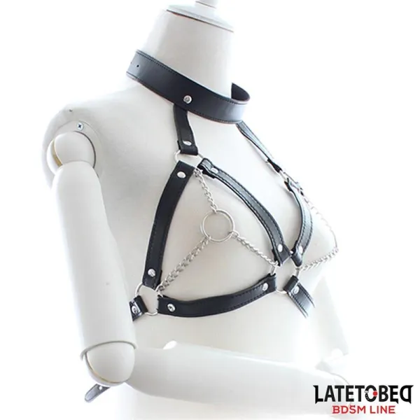 Bondage-Gurtzeug mit Offenen Cups und Ketten von Latetobed BDSM Line | Fesselliebe.de