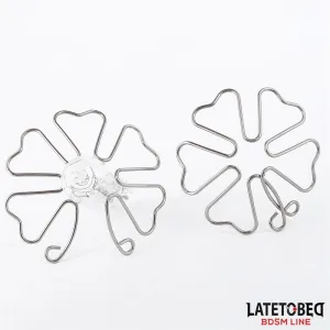 Blumenförmiges Nippel-Accessoire von Latetobed BDSM Line | Fesselliebe.de