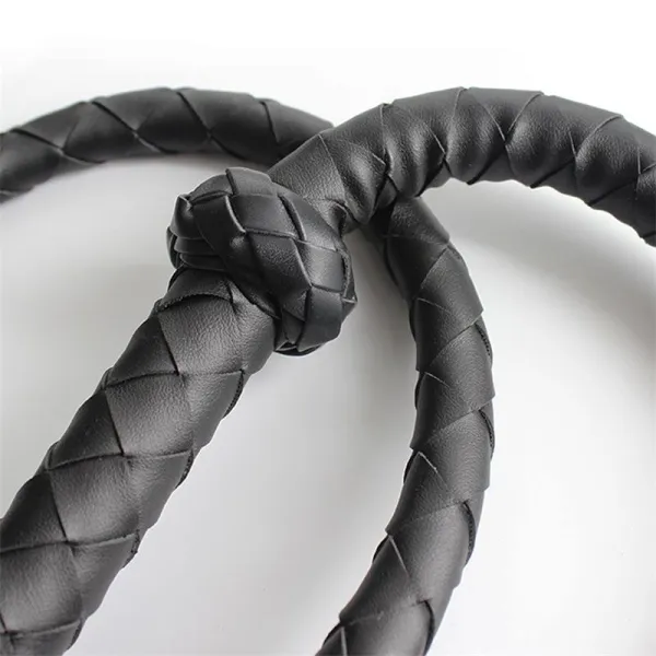 Doppelt Geflochtene Peitsche 150 cm von Latetobed BDSM Line | Fesselliebe.de