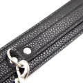 Halsband mit Schlangenmuster und Leine von Latetobed BDSM Line