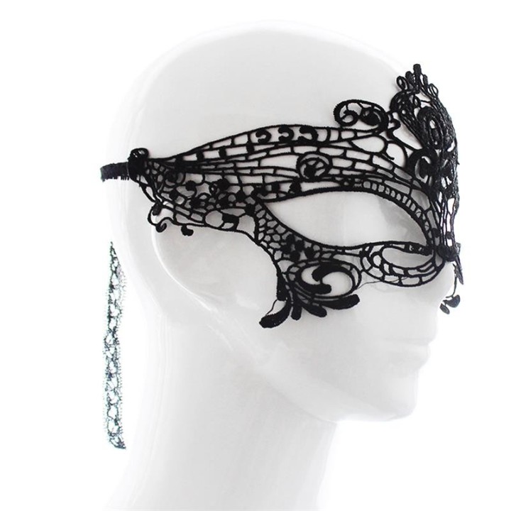 Spitzenmaske von Latetobed BDSM Line | Fesselliebe.de