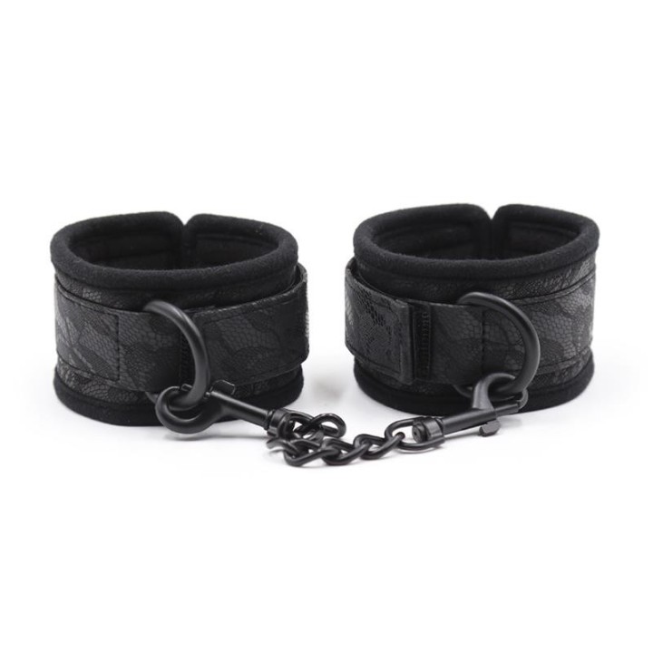 Verstellbare Handschellen von Latetobed BDSM Line | Fesselliebe.de