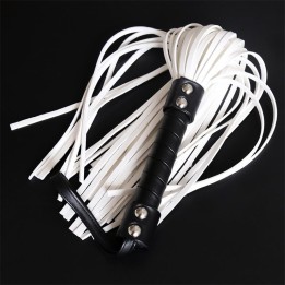 Doppelnieten-Peitsche 44 cm von Latetobed BDSM Line | Fesselliebe.de