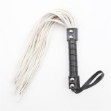 Doppelnieten-Peitsche 44 cm von Latetobed BDSM Line | Fesselliebe.de