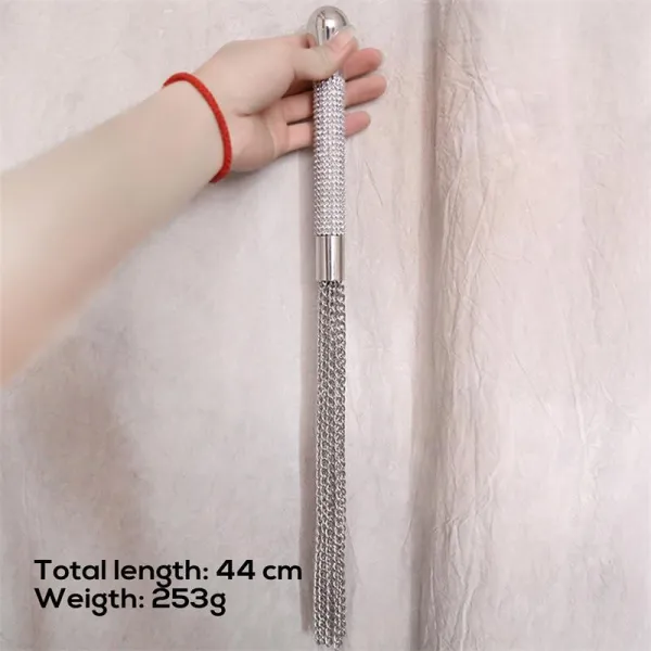 Peitsche mit Kette und Quaste mit Strassgriff von Latetobed BDSM Line | Fesselliebe.de