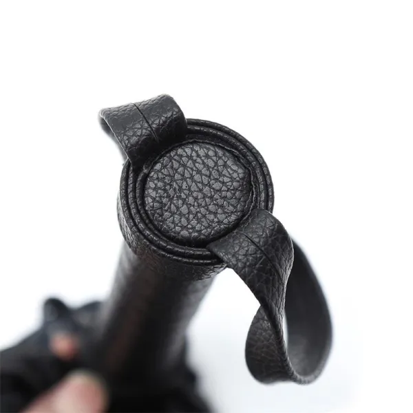 Klassischer Flogger 42 cm Schwarz von Latetobed BDSM Line | Fesselliebe.de