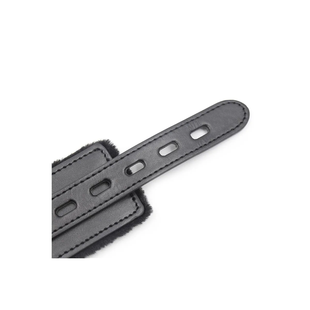 Halsband mit Metallleine Schwarz von Latetobed BDSM Line | Fesselliebe.de