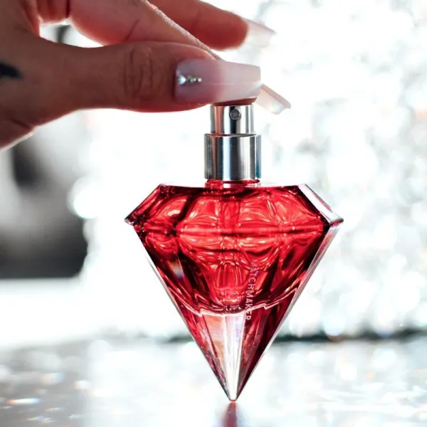 Matchmaker Red Diamond Pheromone Parfüm Lockt Ihn an 30 ml von Eye Of Love | Fesselliebe.de