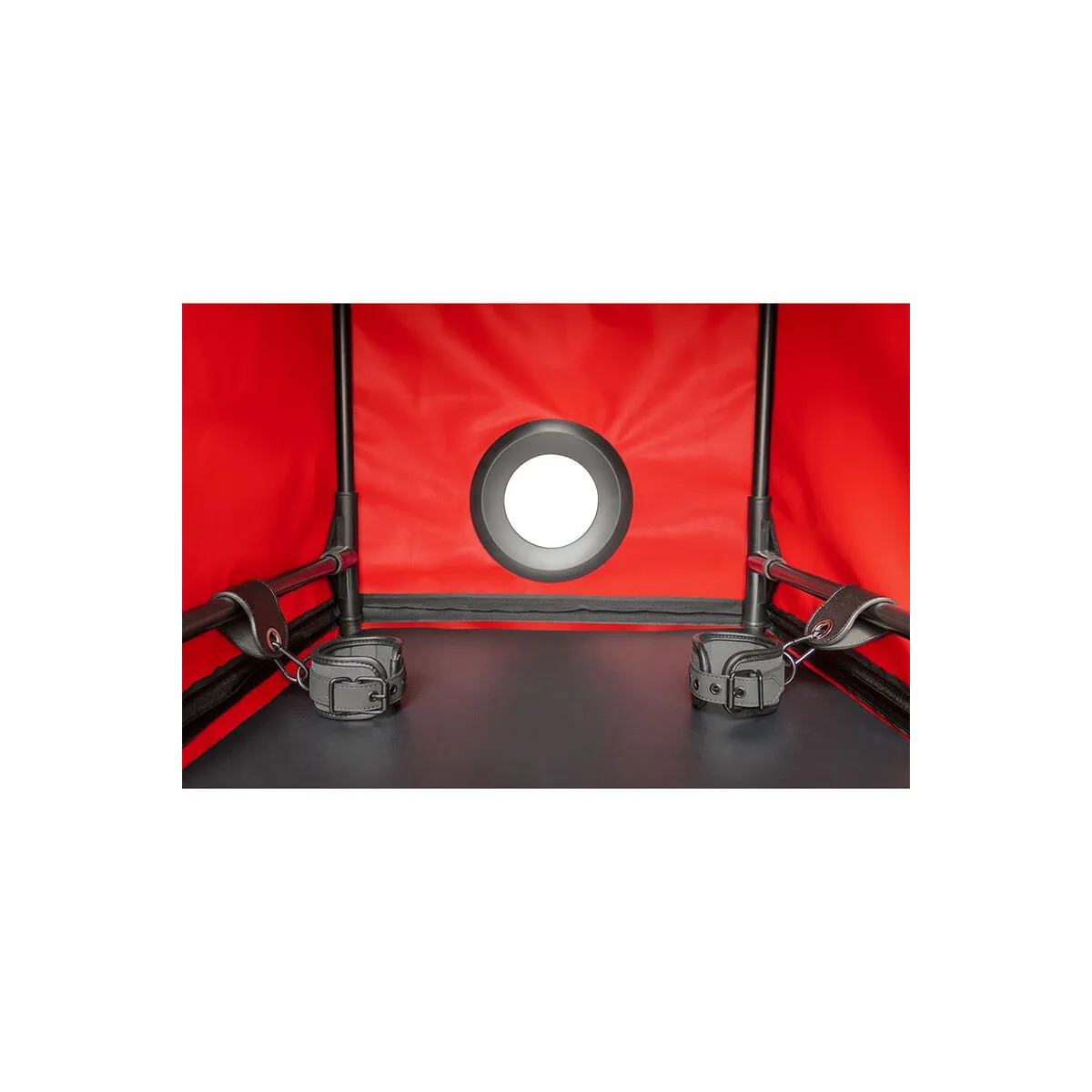 Kink Club Cabina Bukkake Schwarz & Rot von Secret Dome | Fesselliebe.de