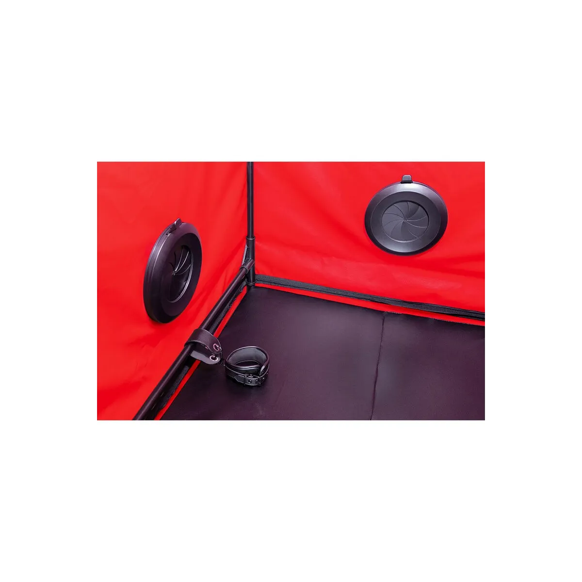 Kink Club Cabin Scandale Schwarz & Rot von Secret Dome | Fesselliebe.de