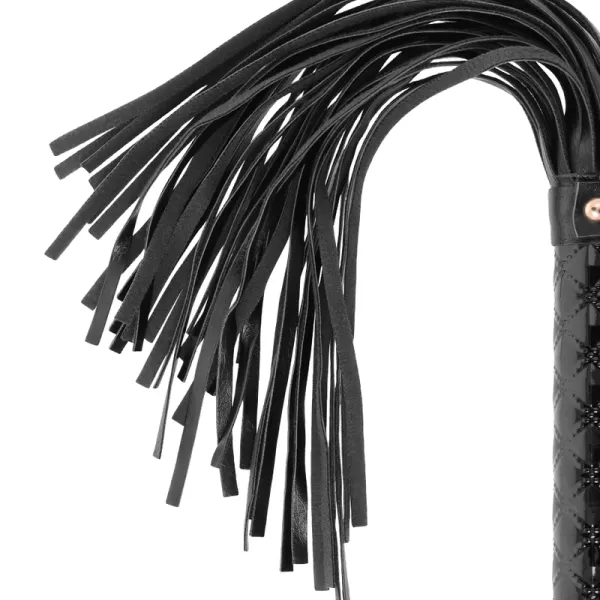 Veganer Leder Flogger von Begme Black Edition | Fesselliebe.de