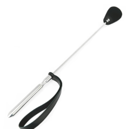 Peitsche und Leder von Metal Hard | Fesselliebe.de