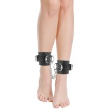 Schwarze Verstellbare Leder-Knöchel-Handschellen von Darkness Bondage | Fesselliebe.de