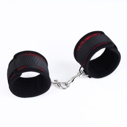 Scandal Handgelenk-Handschellen von Ohmama Fetish | Fesselliebe.de