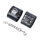 Handgelenkführen aus Metall mit Schnappbefestigung von Ohmama Fetish | Fesselliebe.de