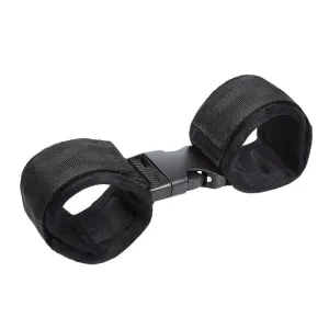 Handgelenkfesseln aus Nylon mit Haken- und Schleifenverschluss von Ohmama Fetish