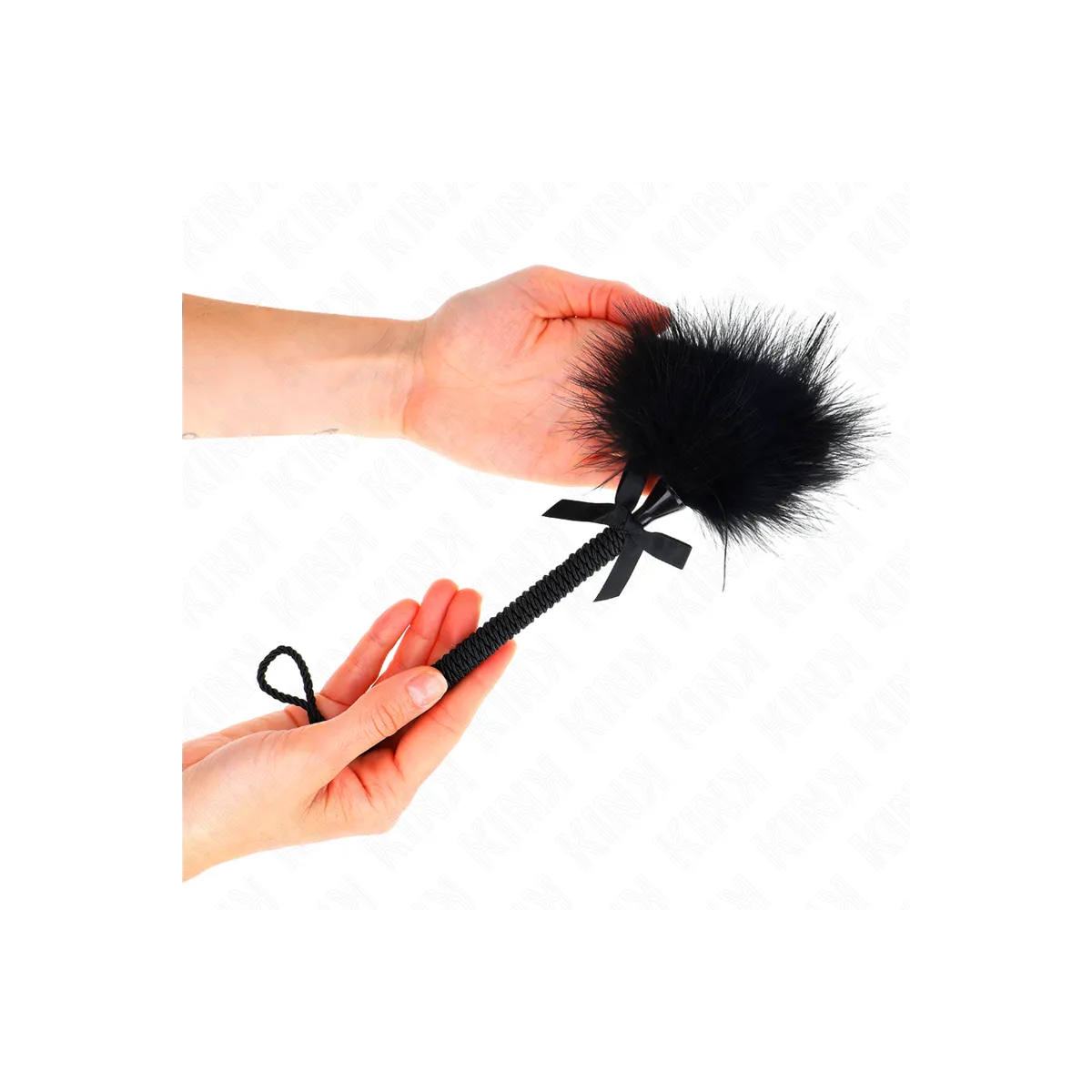Nylonseilstab mit Kitzelfedern und Schwarzer Schleife 25 cm von Kink Impact & Touch | Fesselliebe.de