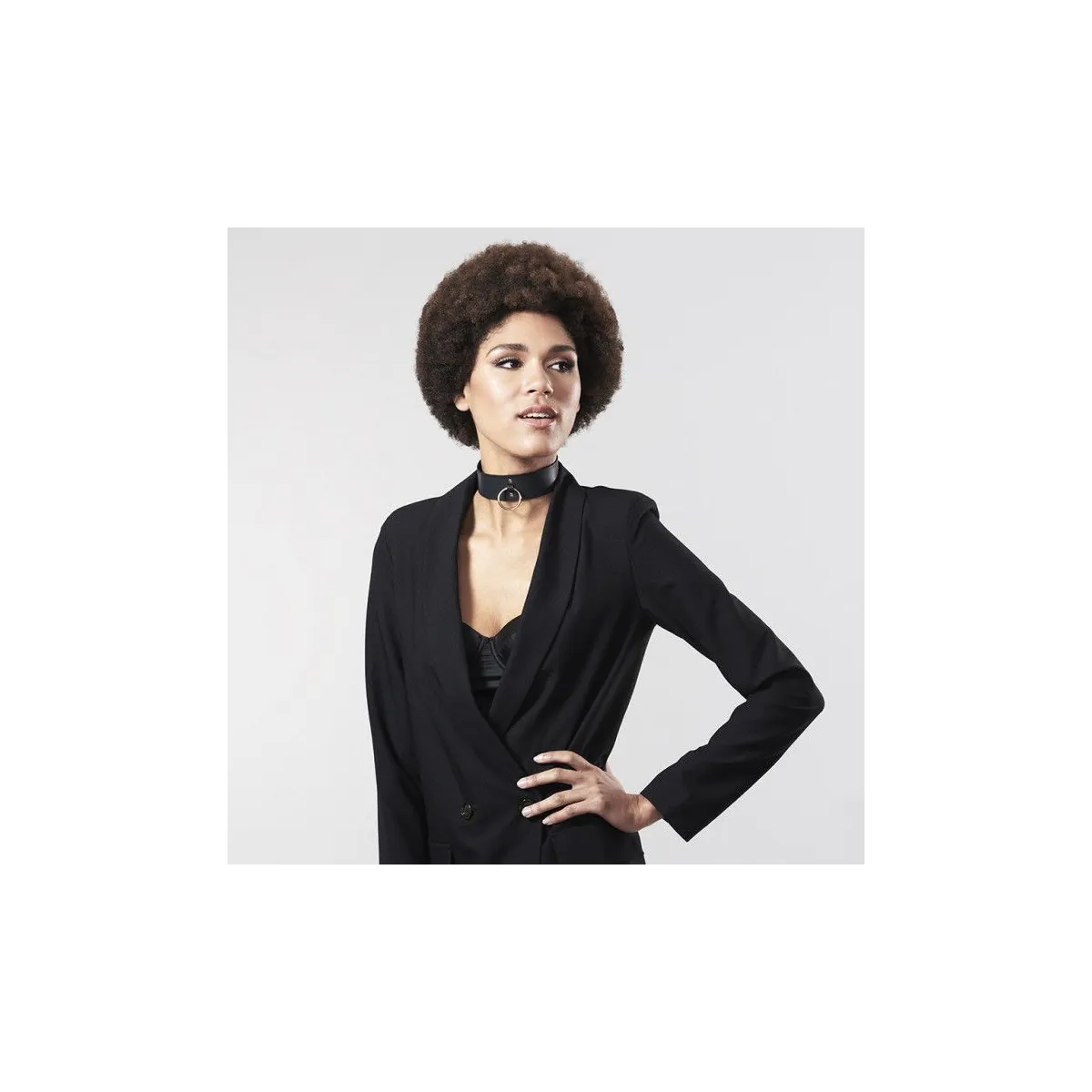 Schwarze Halskette mit Riemen von Bijoux Maze | Fesselliebe.de