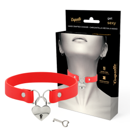 Rote Halskette aus Veganem Leder mit Herz-Accessoire mit Schlüssel von Coquette Accessories | Fesselliebe.de
