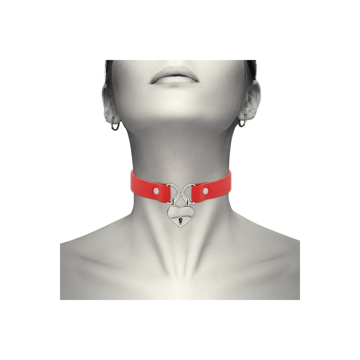 Rote Halskette aus Veganem Leder mit Herz-Accessoire mit Schlüssel von Coquette Accessories | Fesselliebe.de