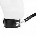 Halskette mit Leine 116 cm mit Silbernen Nieten Modell 4 Schwarz Verstellbar 40-48 cm X 6 cm von Kink Collar & Gag