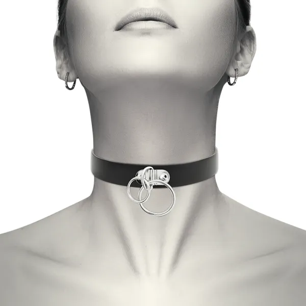Doppelring-Halsband aus Veganem Leder von Coquette Accessories | Fesselliebe.de